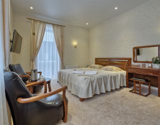 Загородный клуб "Лачи"