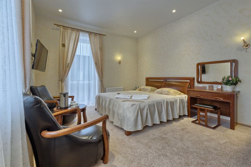 Загородный клуб "Лачи"